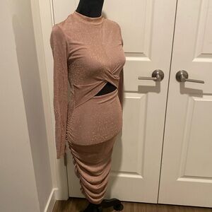 Beautiful dress form fitting